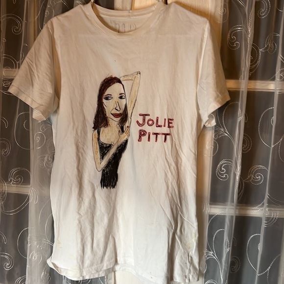 Unfortunate Portrait Medium Jolie Pitt T-shirt - Picture 5 of 7